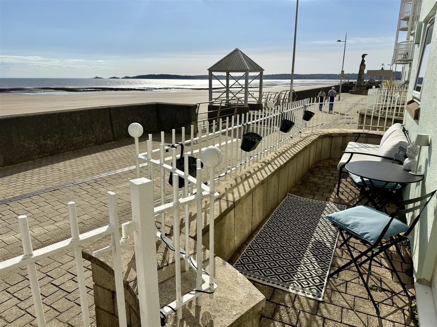 Camona Drive, Marina, Swansea, SA1 1YJ